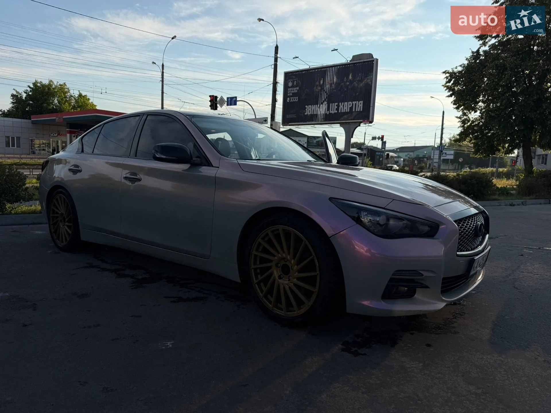 2014 Infiniti Q50 - мініатюра 3