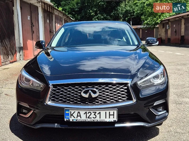 Infiniti Q50