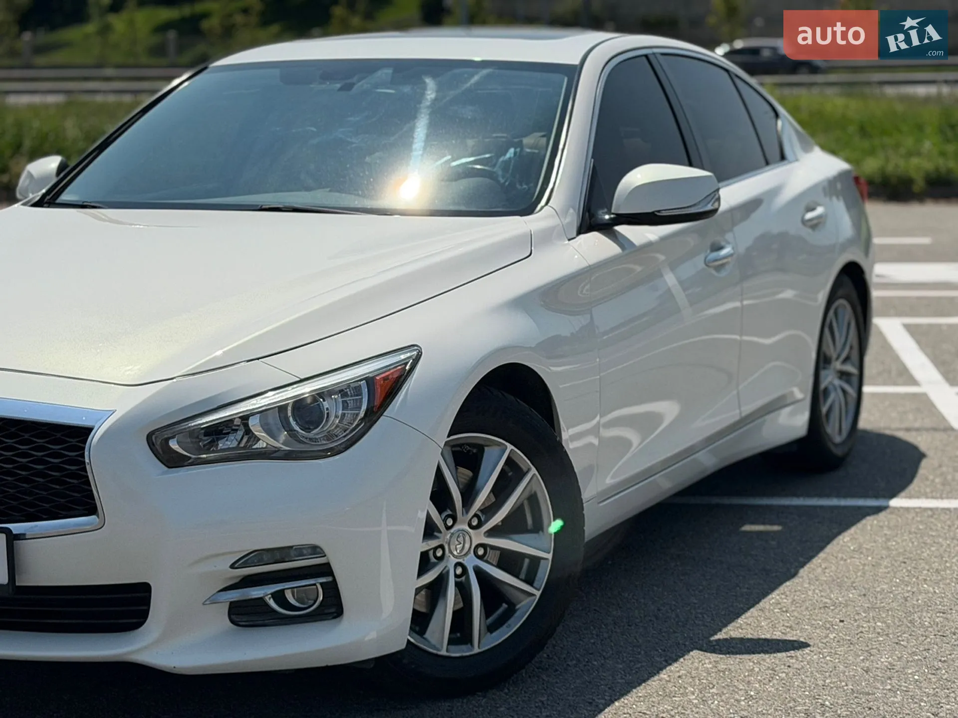 2015 Infiniti Q50 - мініатюра 2
