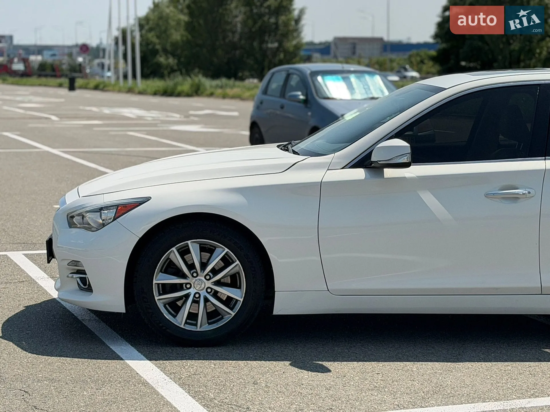2015 Infiniti Q50 - мініатюра 4