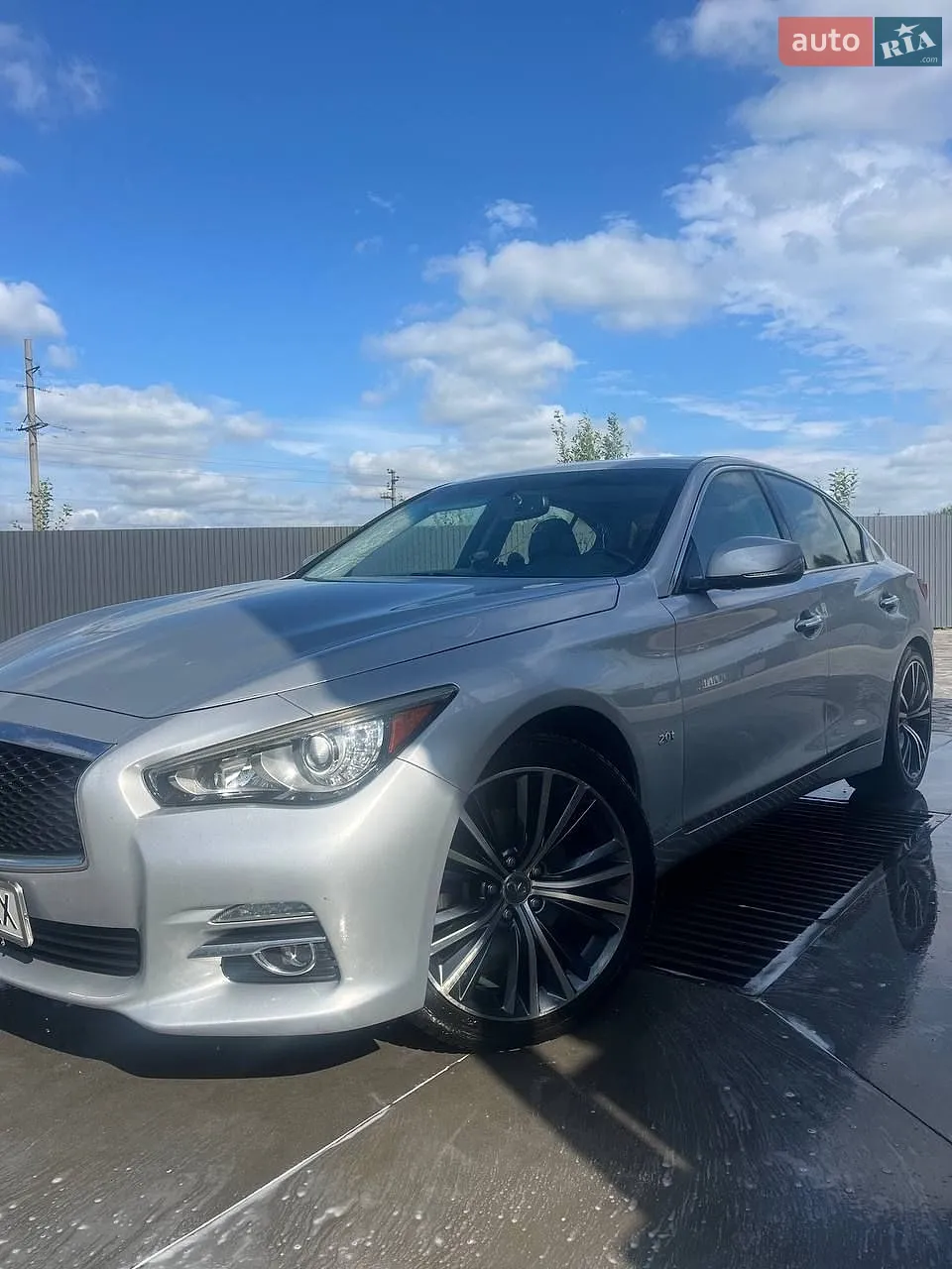 2015 Infiniti Q50 - мініатюра 2