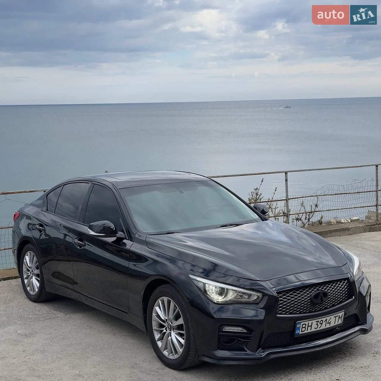 2015 Infiniti Q50 - мініатюра 2