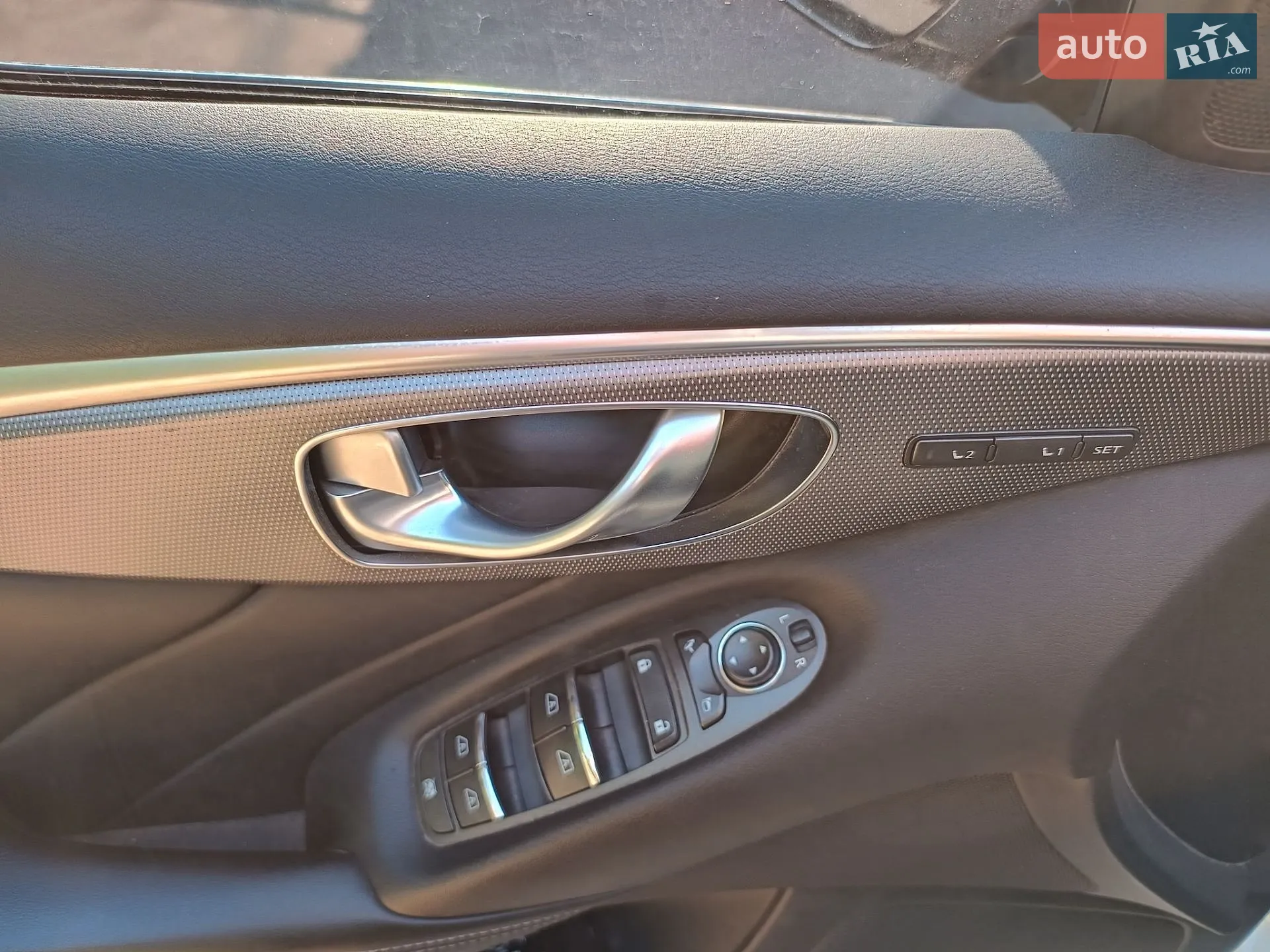 2015 Infiniti Q50 - мініатюра 7