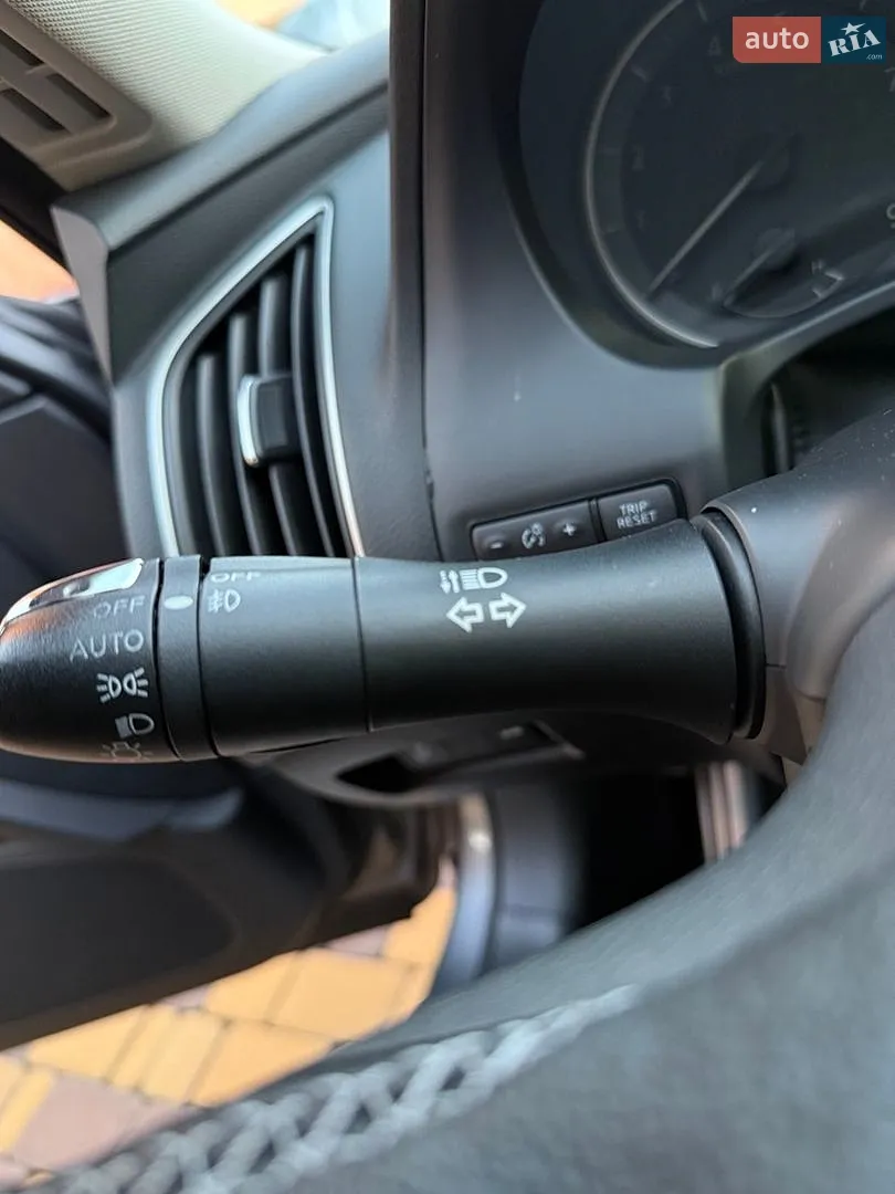 2017 Infiniti Q50 - мініатюра 32