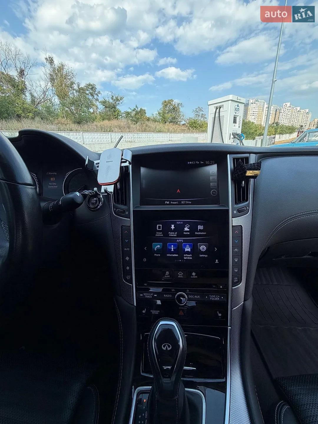 2017 Infiniti Q50 - мініатюра 13