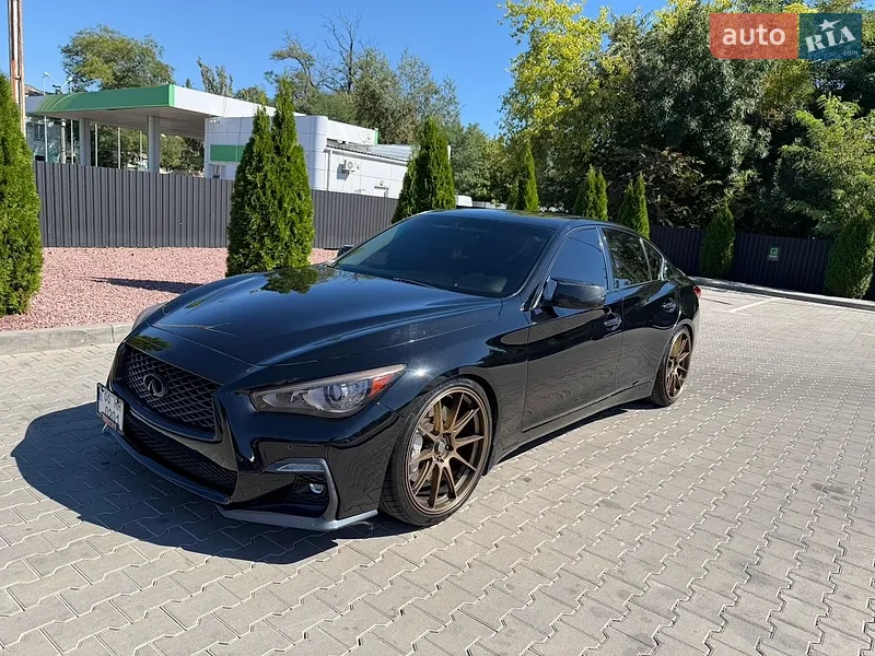 Infiniti Q50