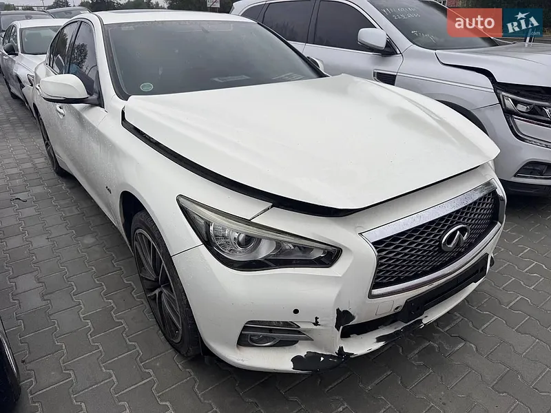 Infiniti Q50