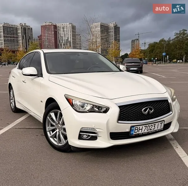Infiniti Q50
