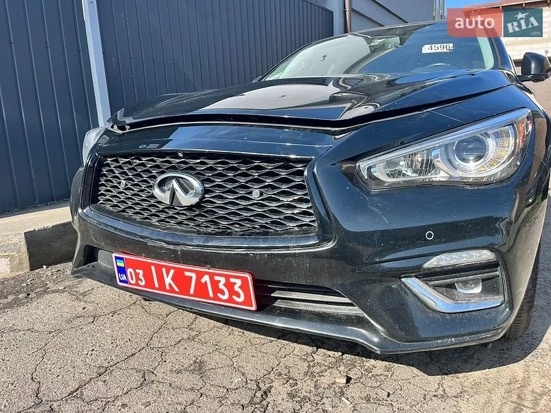 Infiniti Q50