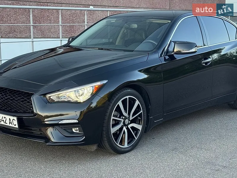 Infiniti Q50
