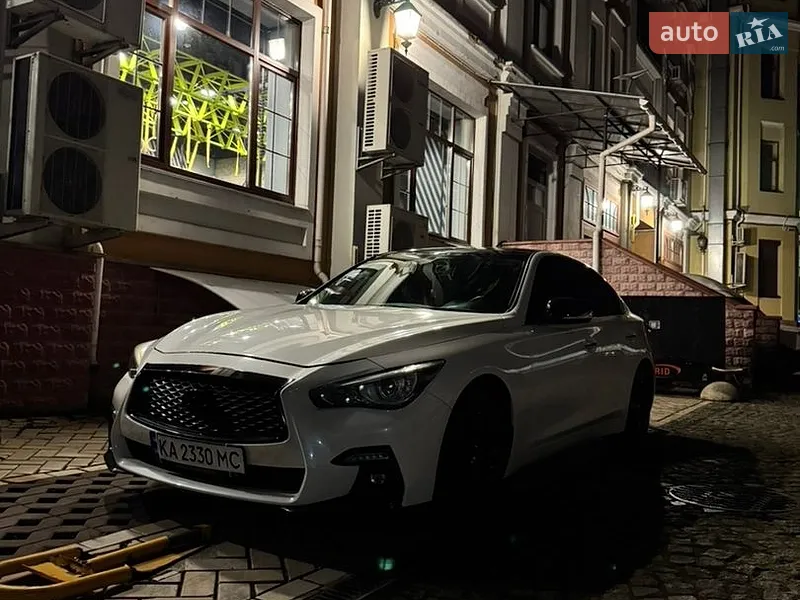 Infiniti Q50