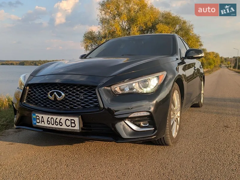 Infiniti Q50
