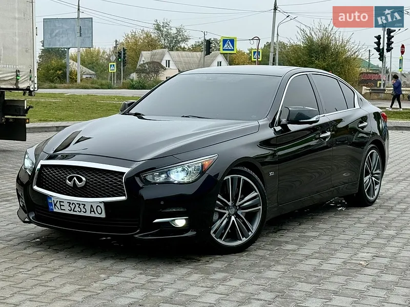 Infiniti Q50