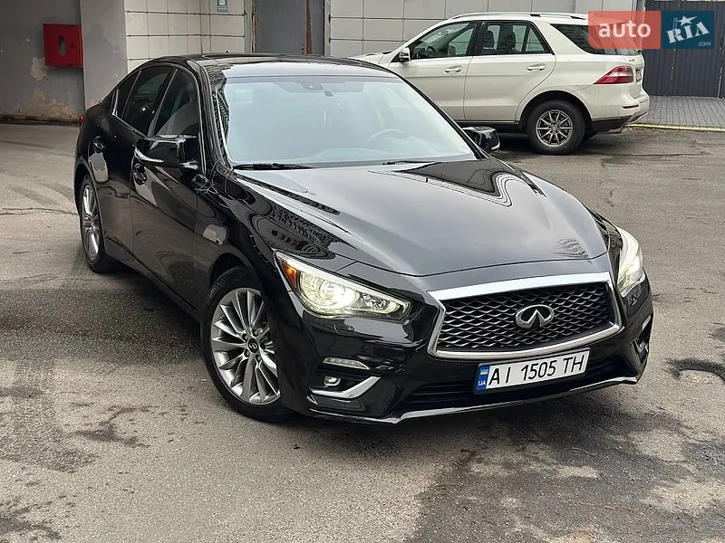 Infiniti Q50