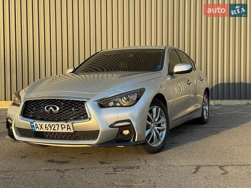 Infiniti Q50