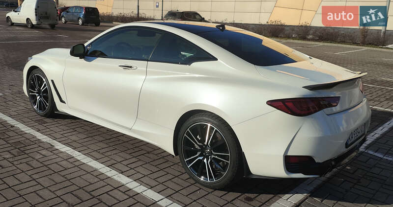 Купе Infiniti Q60 2018 в Киеве