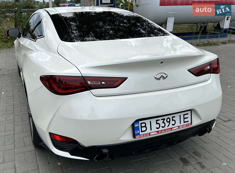 Купе Infiniti Q60 2017 в Полтаві