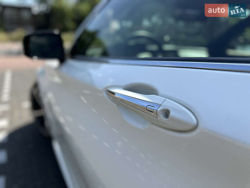 Купе Infiniti Q60 2019 в Львові