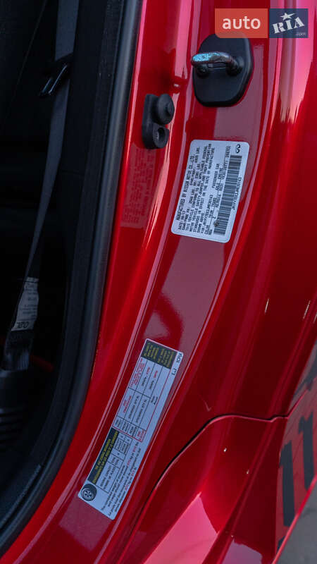 Купе Infiniti Q60 2017 в Одессе фото 35 Купе Infiniti Q60 2017 в Одессе