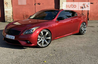 Купе Infiniti Q60 2014 в Киеве