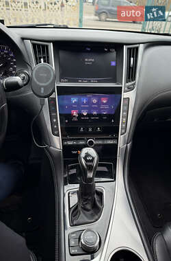 Купе Infiniti Q60 2016 в 