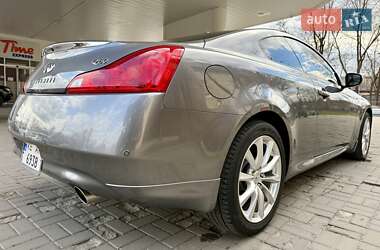 Купе Infiniti Q60 2015 в 