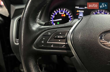 Купе Infiniti Q60 2016 в 