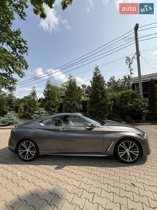 Купе Infiniti Q60 2016 в Киеве