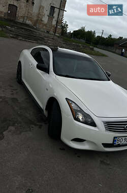 Купе Infiniti Q60 2013 в 