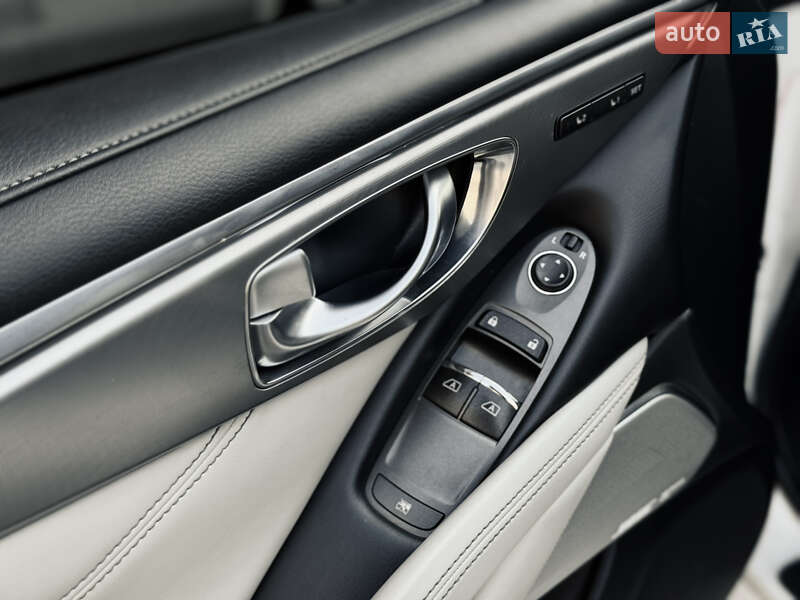 Купе Infiniti Q60 2018 в Днепре