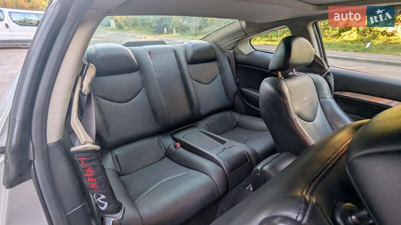 Купе Infiniti Q60 2013 в Киеве