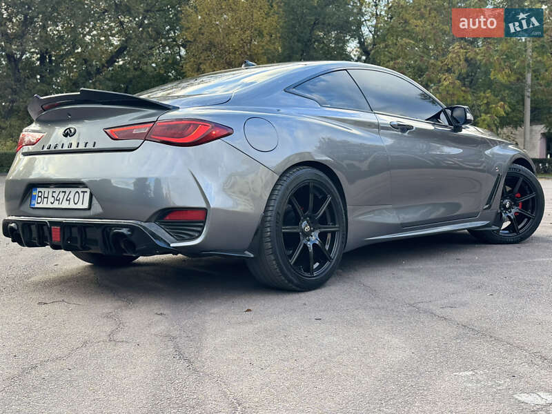 Купе Infiniti Q60 2016 в Дніпрі