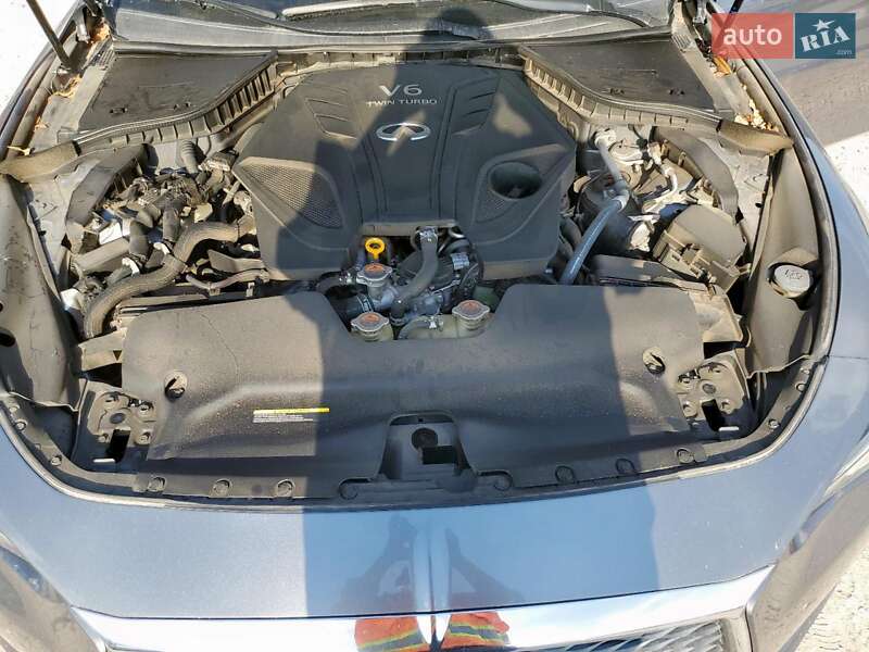 Купе Infiniti Q60 2021 в Львове