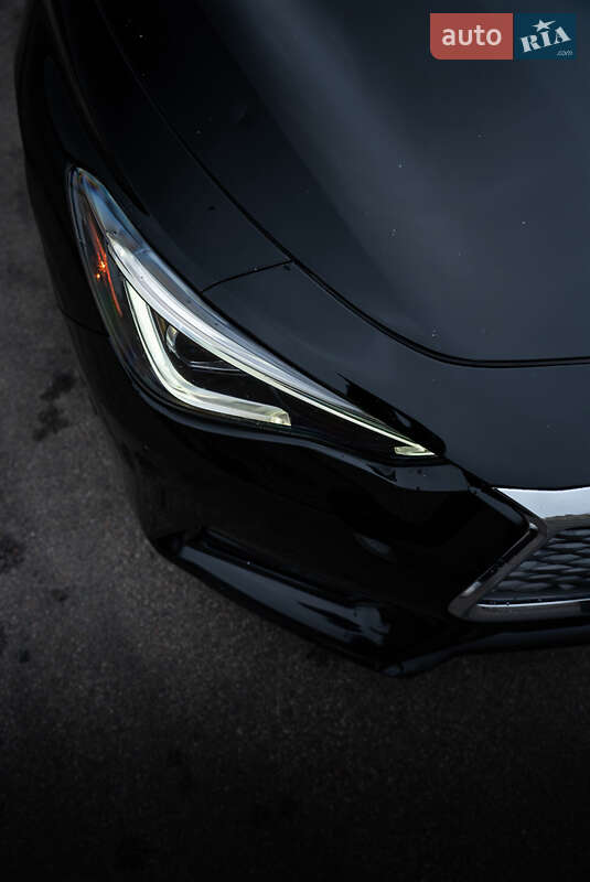 Купе Infiniti Q60 2016 в Києві фото 9 Купе Infiniti Q60 2016 в Києві