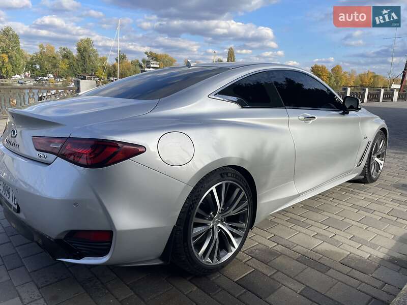 Купе Infiniti Q60 2019 в Дніпрі