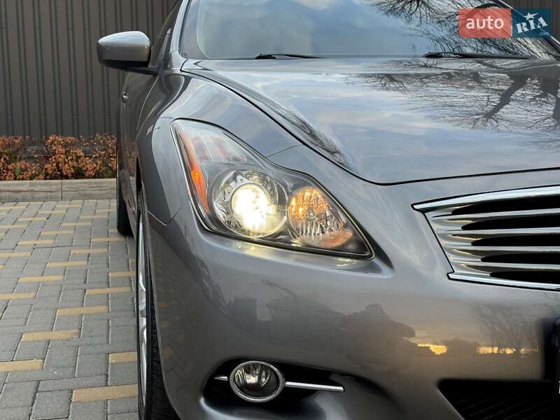 Купе Infiniti Q60 2015 в Виннице