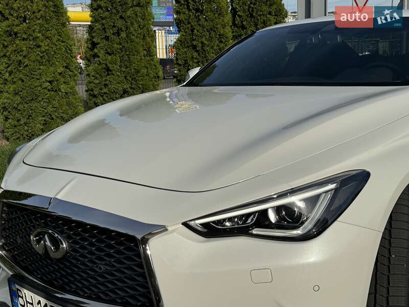 Купе Infiniti Q60 2017 в Киеве фото 58 Купе Infiniti Q60 2017 в Киеве