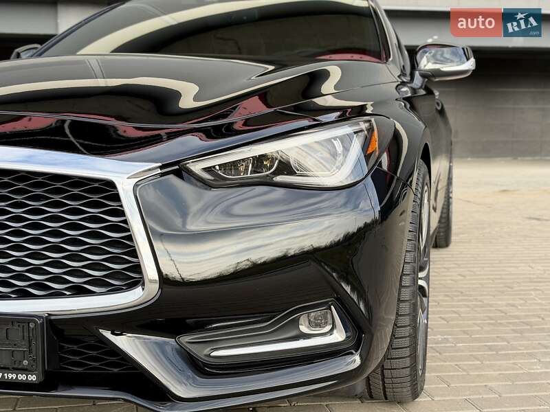 Купе Infiniti Q60 2020 в Киеве