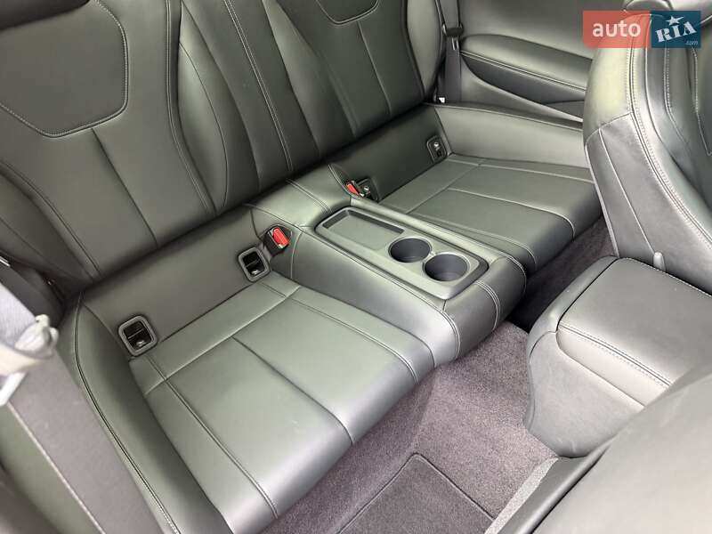 Купе Infiniti Q60 2020 в Киеве