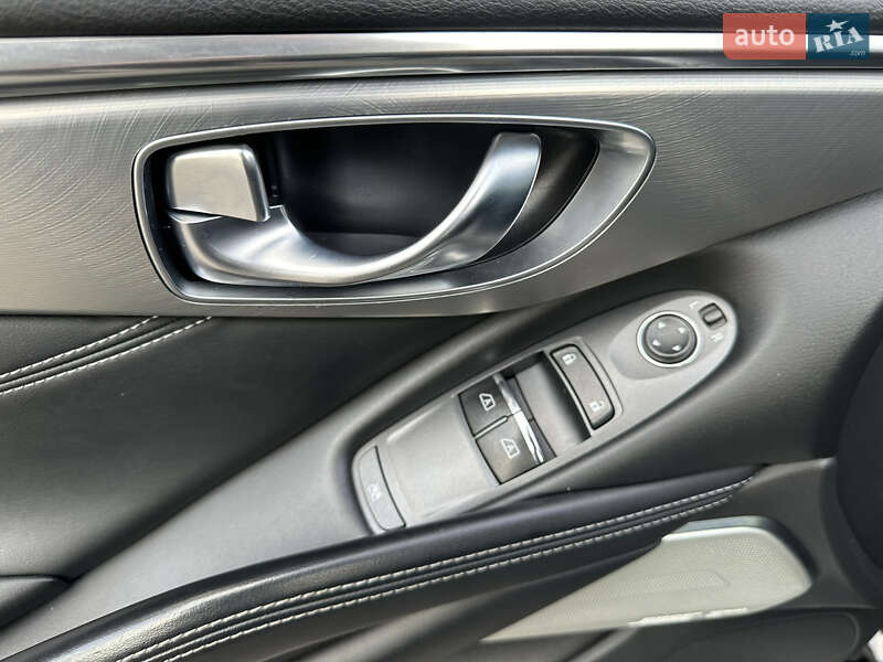 Купе Infiniti Q60 2020 в Києві фото 10 Купе Infiniti Q60 2020 в Києві
