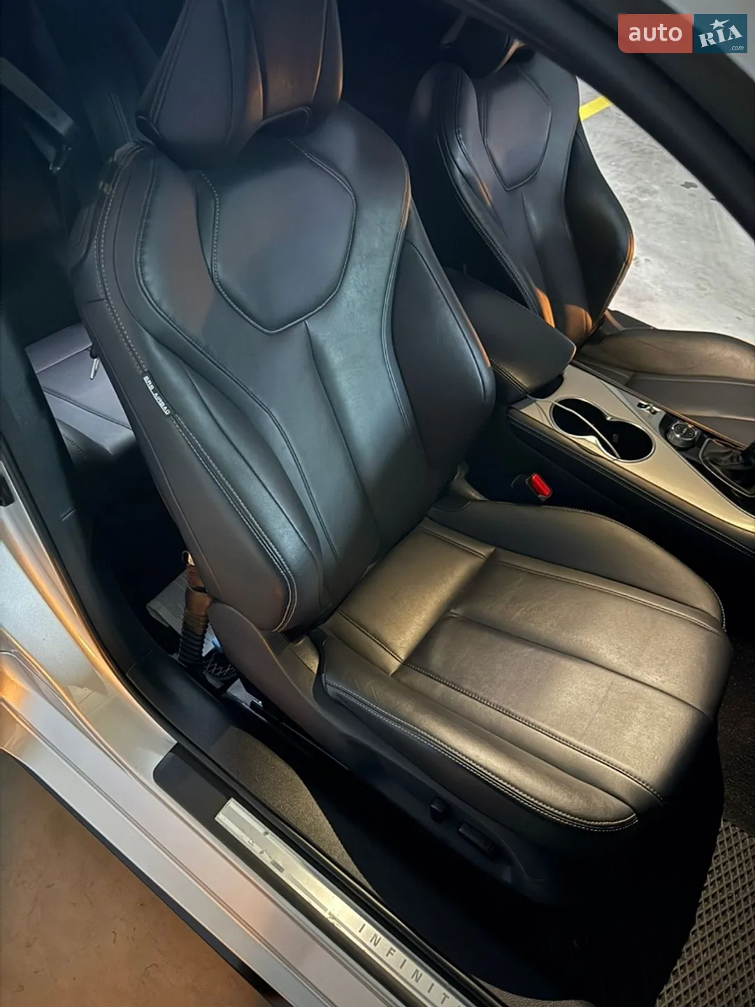 2017 Infiniti Q60 - мініатюра 8