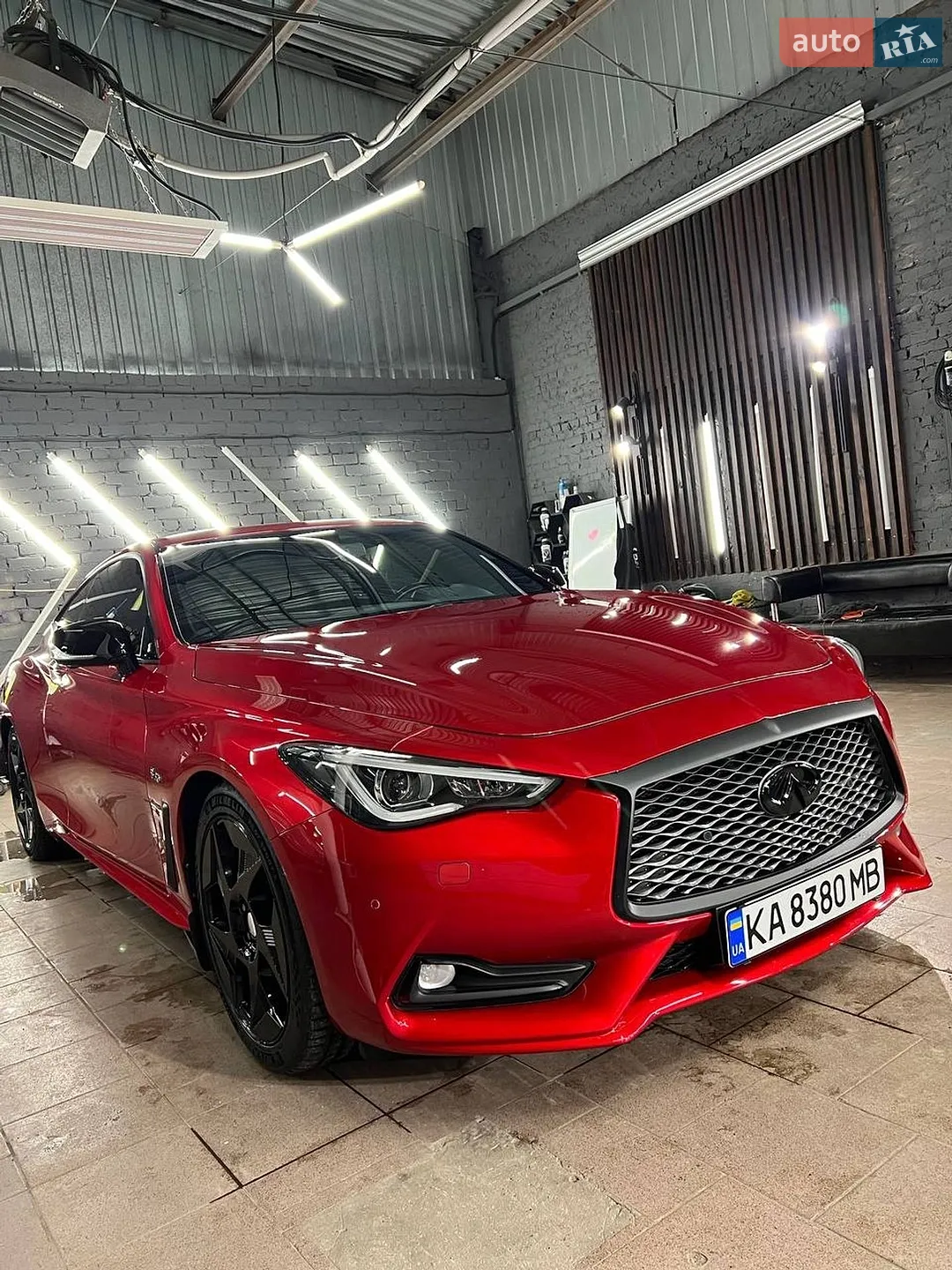 2019 Infiniti Q60 - фото 1