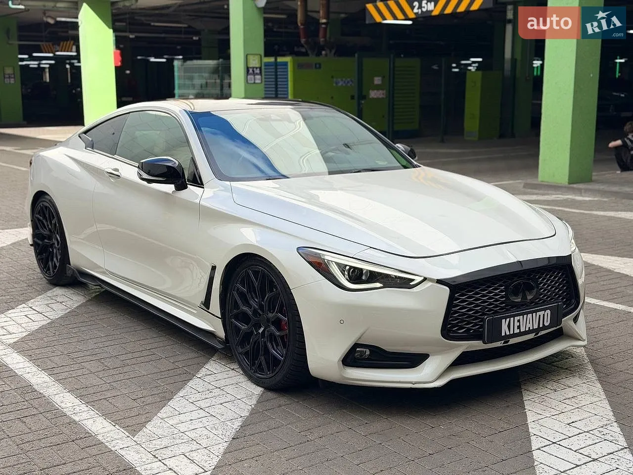 2017 Infiniti Q60 - мініатюра 9
