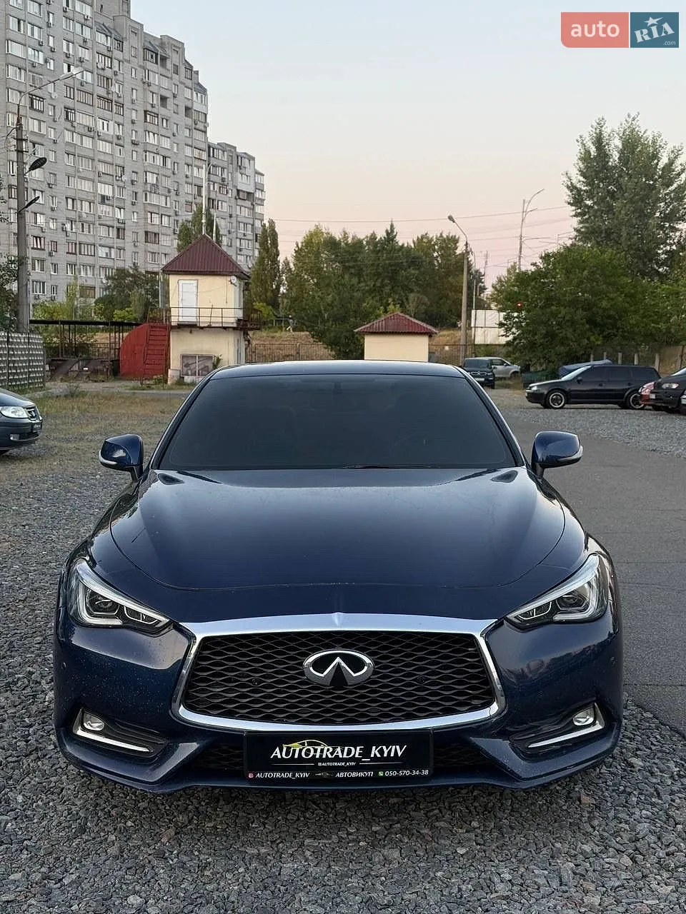 2017 Infiniti Q60 - мініатюра 2