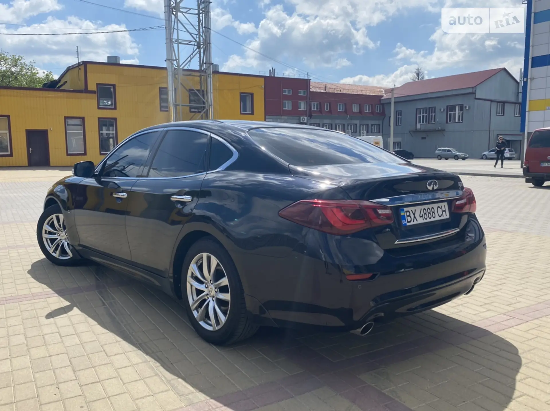 2018 Infiniti Q70 - мініатюра 18