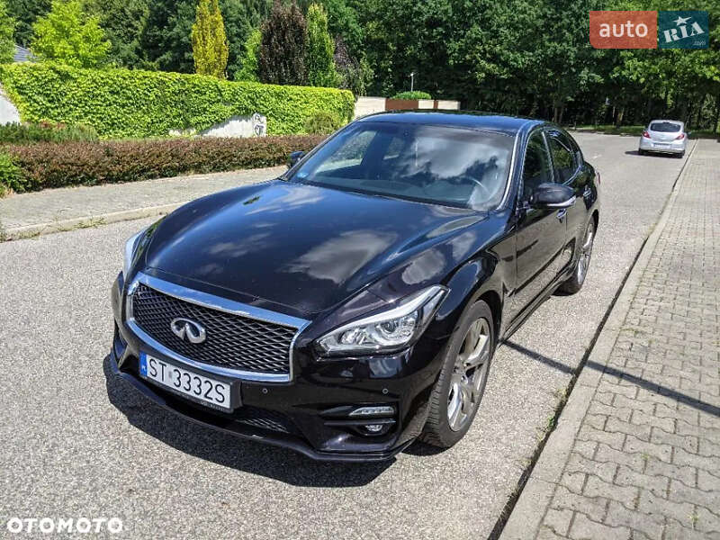 Седан Infiniti Q70 2015 в Львові