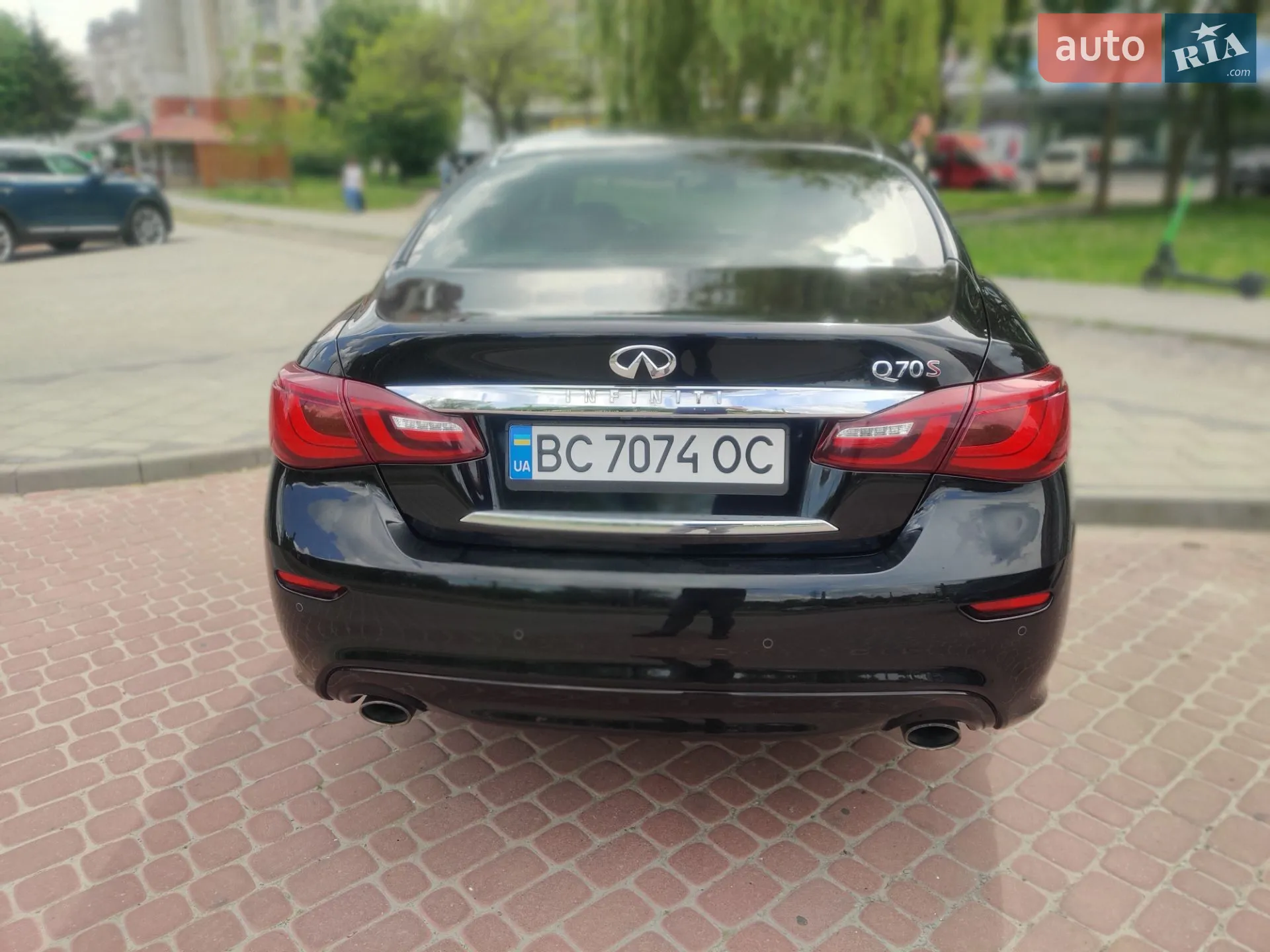 2015 Infiniti Q70 - мініатюра 2