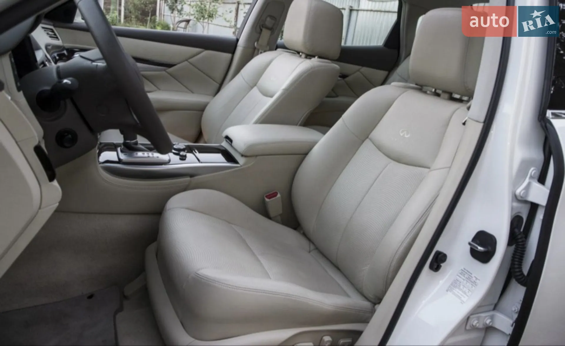 2015 Infiniti Q70 - мініатюра 30