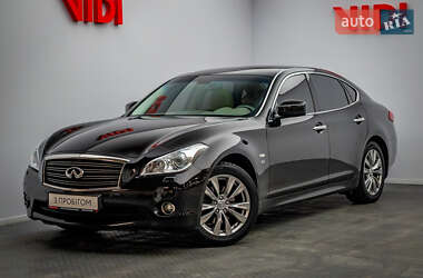 Седан Infiniti Q70 2013 в Києві