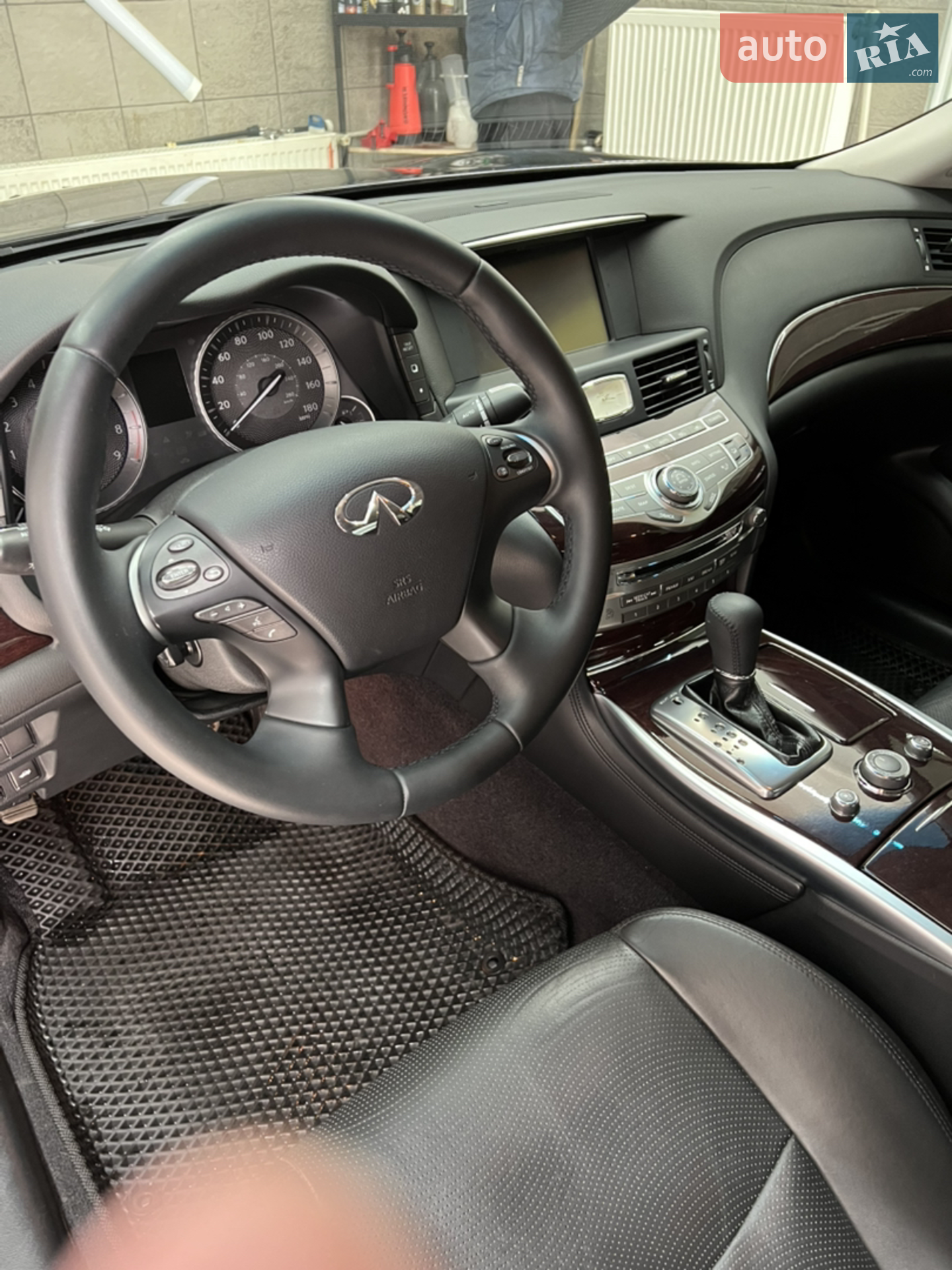 2015 Infiniti Q70 - мініатюра 2